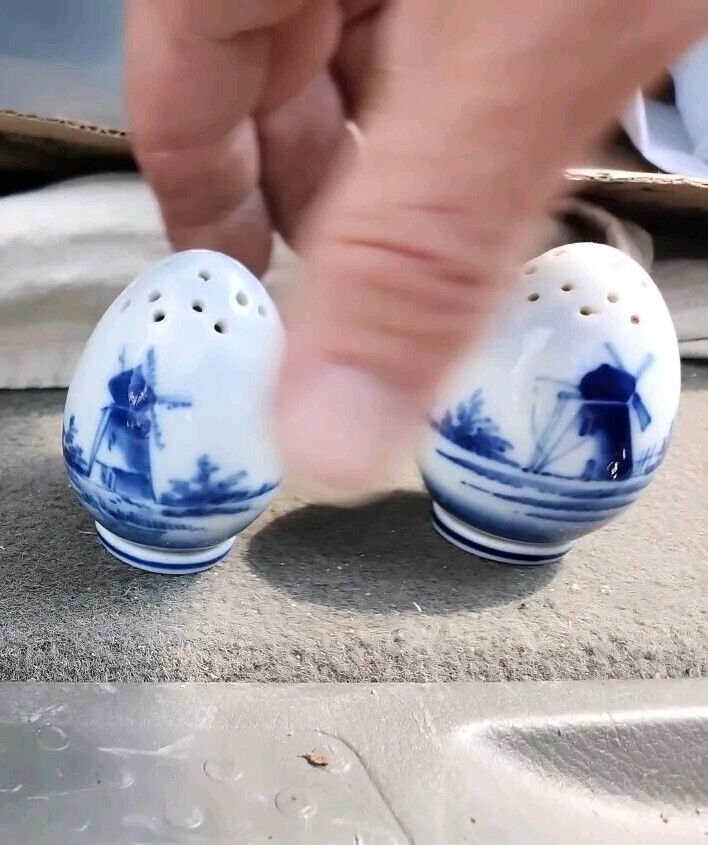 Vtg Delft Blue Hand Painted Egg Salt & Pepper Shakers Set  Windmills