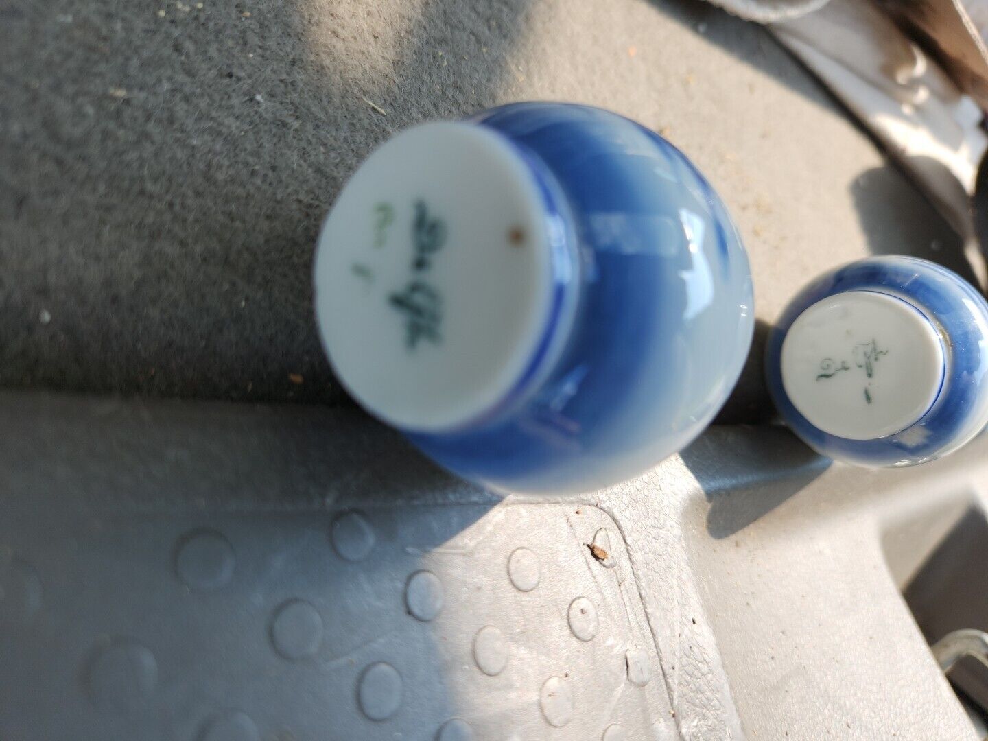 Vtg Delft Blue Hand Painted Egg Salt & Pepper Shakers Set  Windmills