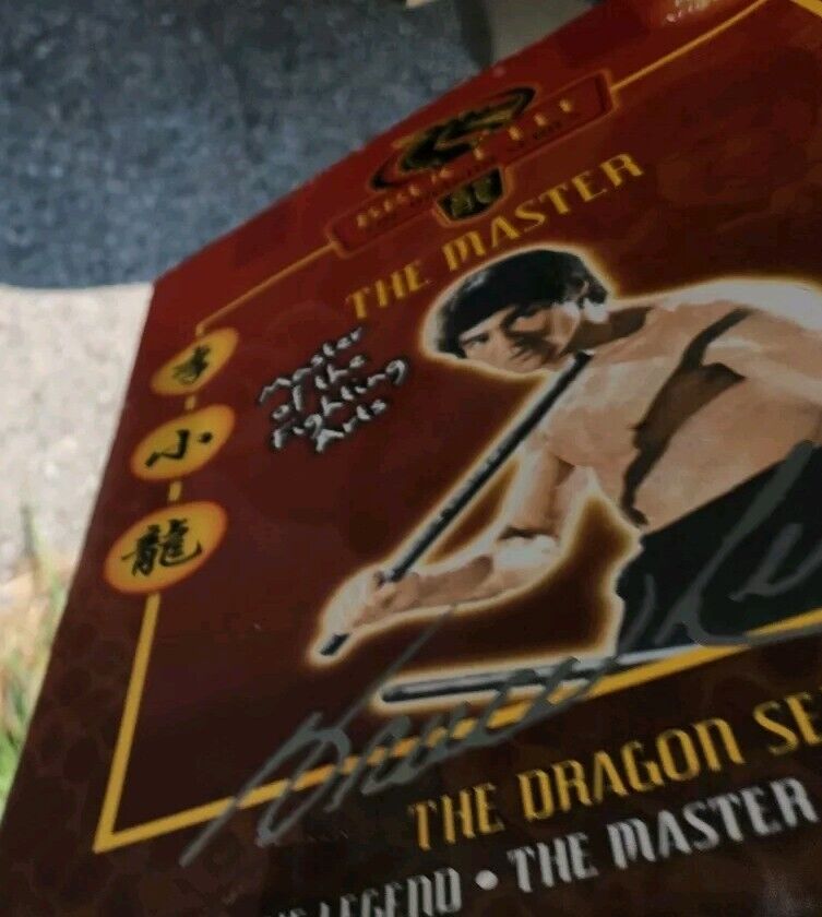 BRUCE LEE: THE MASTER - THE DRAGON SERIES ACTION FIGURE Collectible Toy Decor 