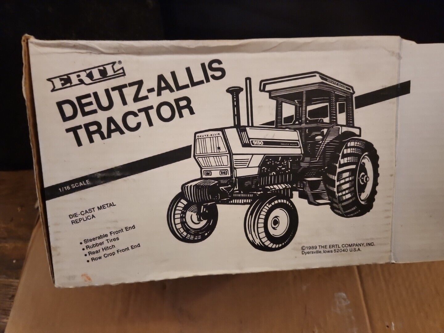 Deutz-Allis Tractor 1989 Special Edition Die-Cast Metal 1:16 Scale Replica 1280 