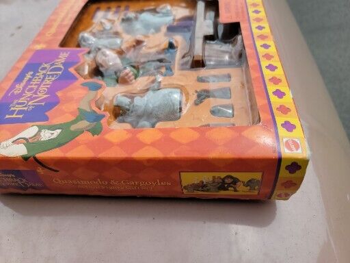 Vintage Disney's Hunchback of Notre Dame Esmeralda & Phoebus Figure Gift Set 