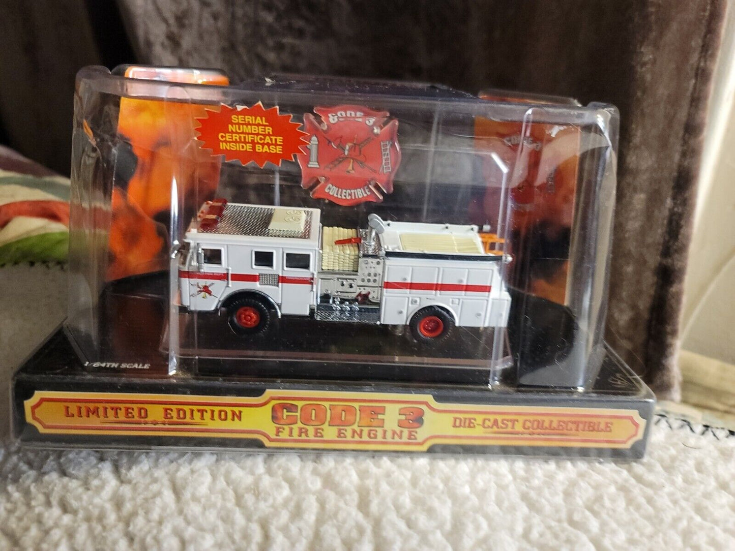 CODE 3 1/64 WHITE SEAGRAVE CITY OF DENVER FIRE TRUCK NEW DFD