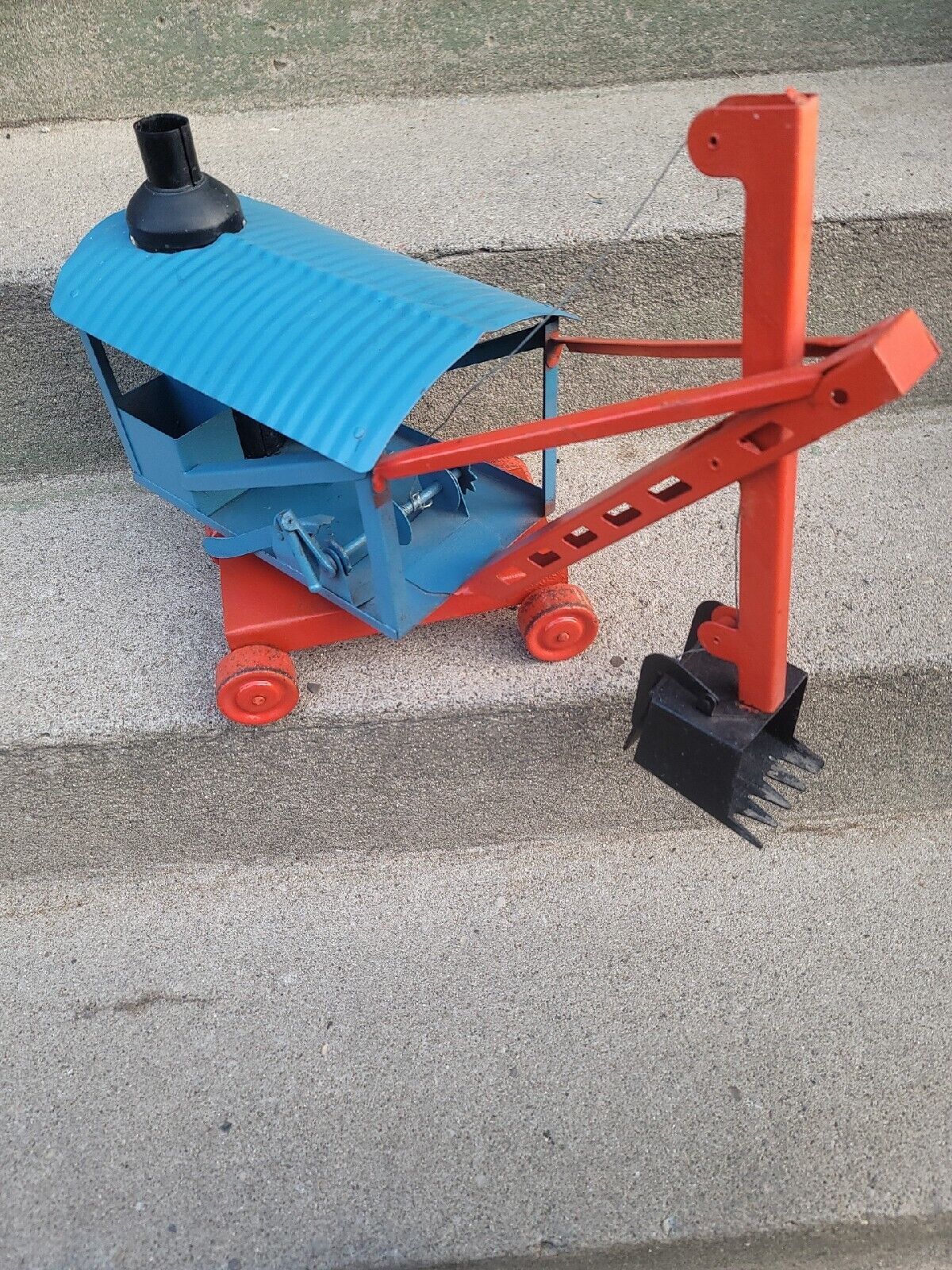 Vintage Buddy L Line Steam Shovel Pressed Steel Construction toy 1920's REPAINT 