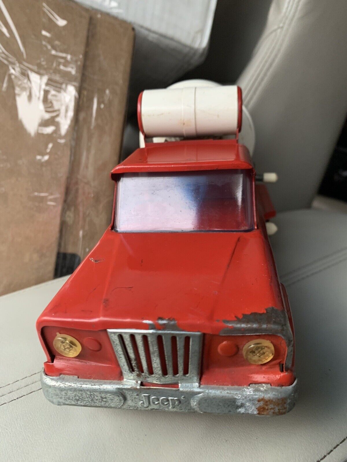 Vintage Tonka No. 52 Jeep Cement Truck