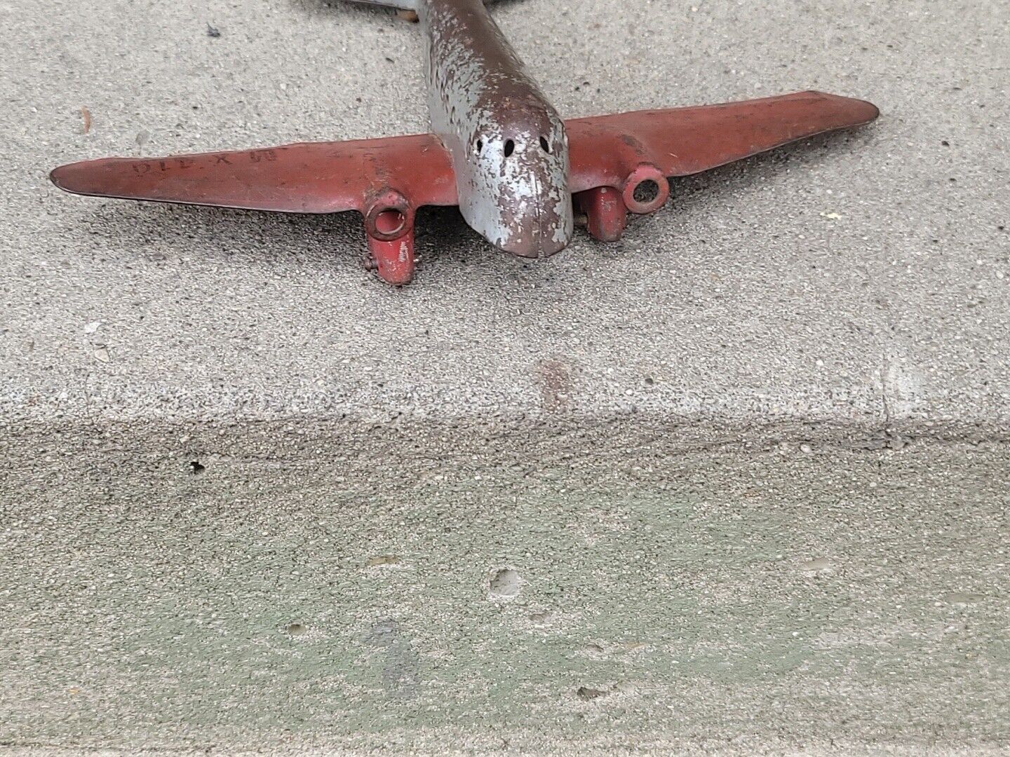 Vintage Pressed steel/metal airplane Wyandotte Hubley Tonka Structo MX 119