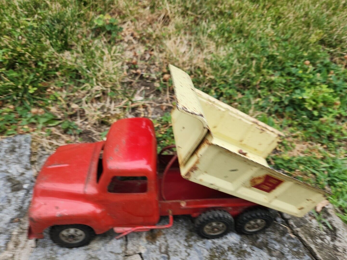 Vintage 1950s/1960s Buddy L  Dump Truck Pressed Steel 