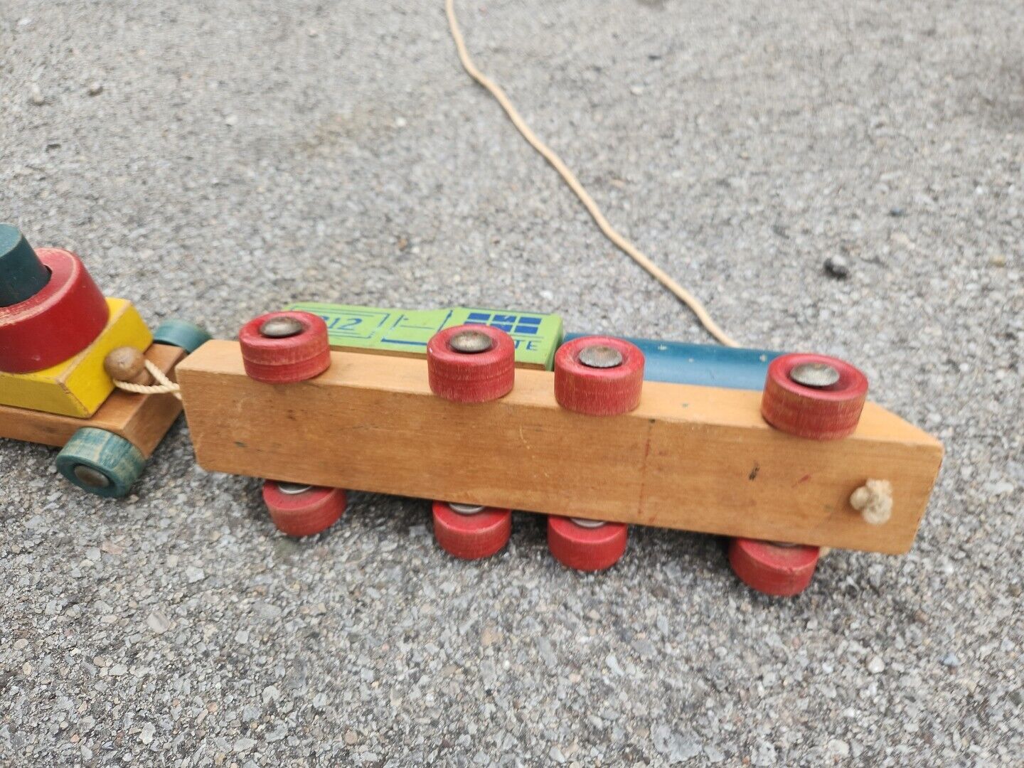 Vintage Holgate Wooden Pull Train #1212 Engine with Three Cars