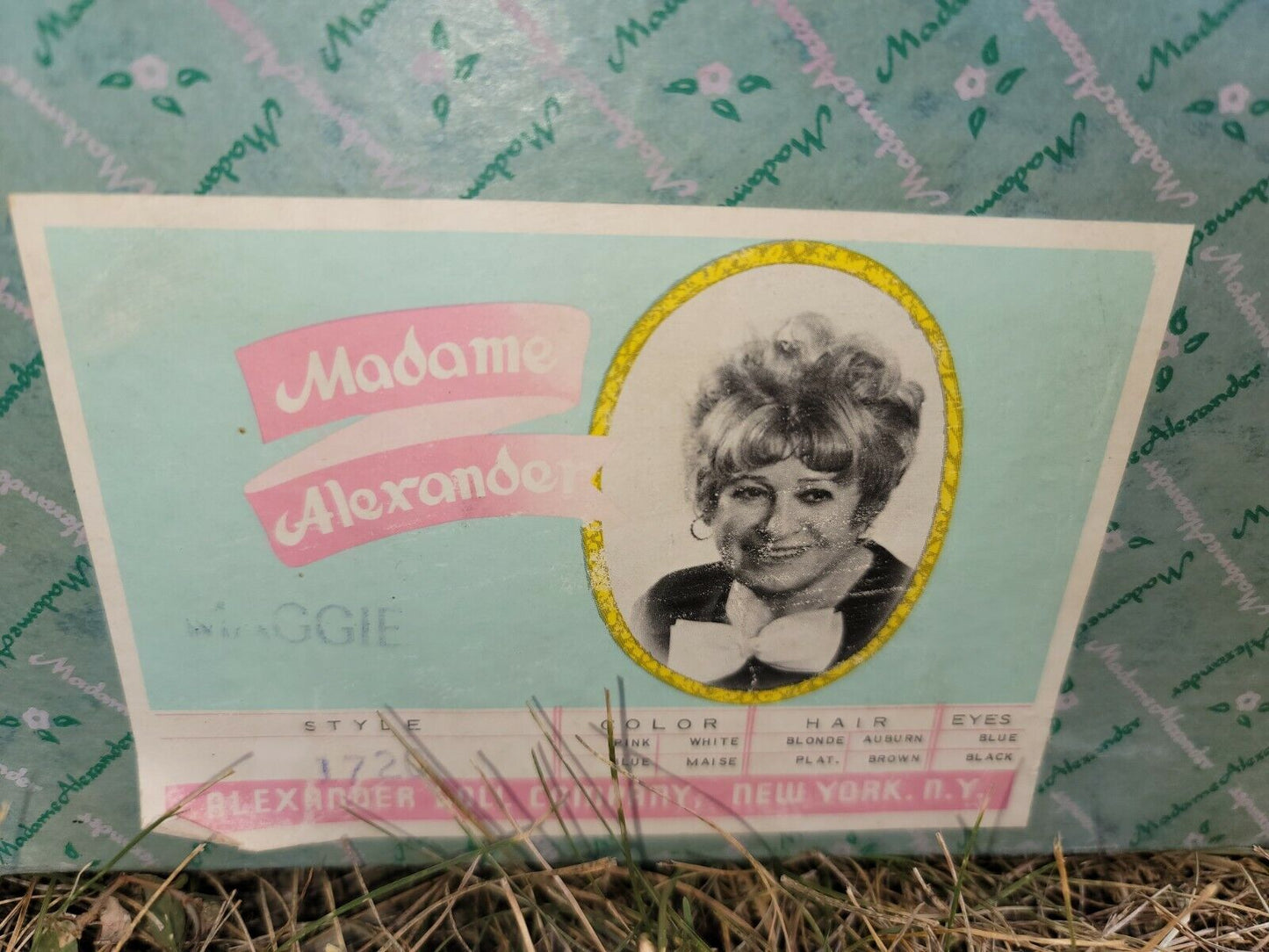 Gorgeous 18" Vintage Madame Alexander Maggie-Faced style 1720 NIB RARE