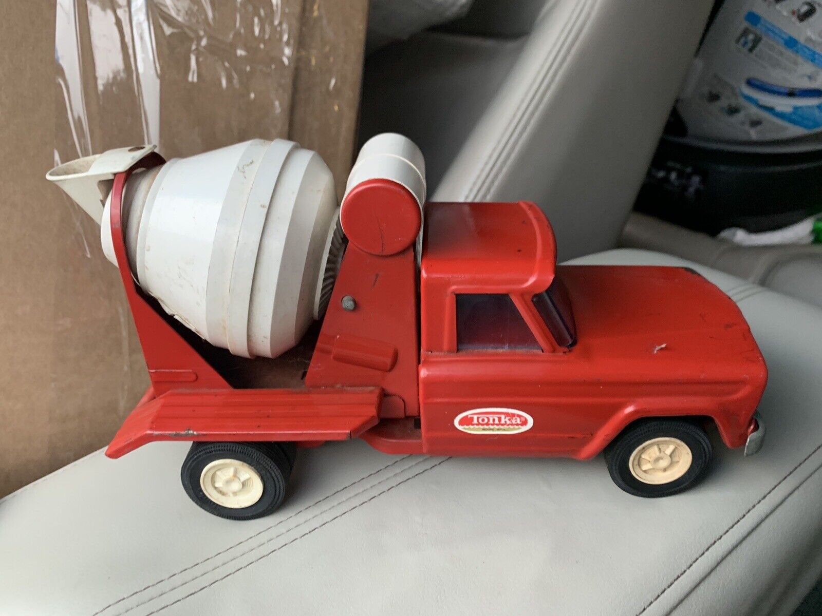 Vintage Tonka No. 52 Jeep Cement Truck