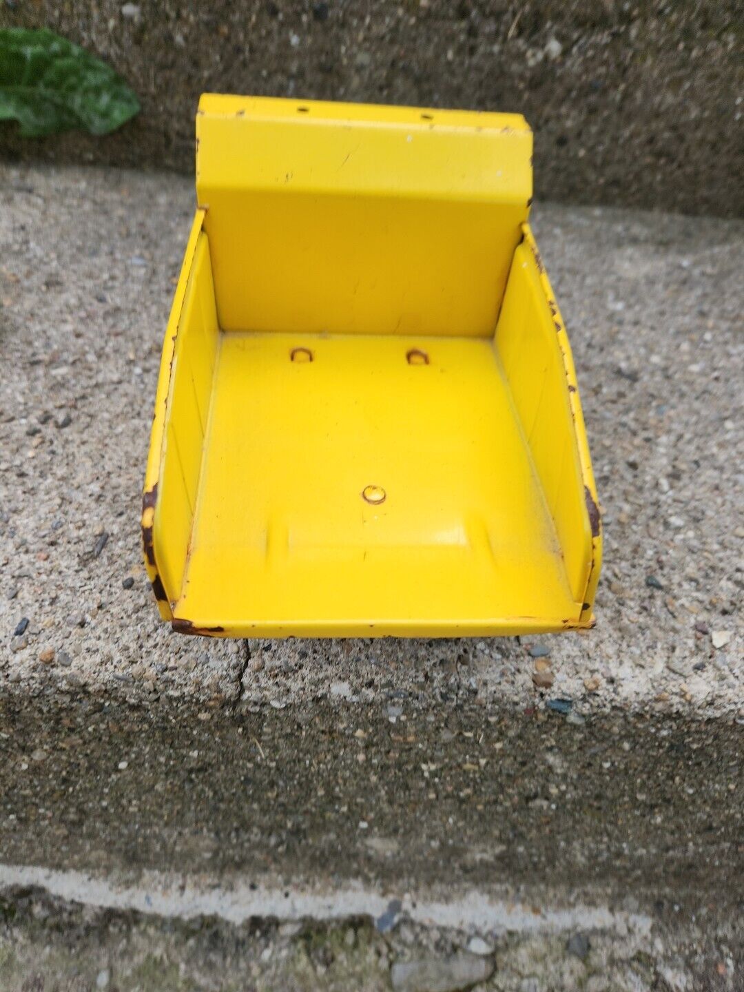 Vintage Tonka 1966 Jeep Dump Truck Red & Yellow 10"