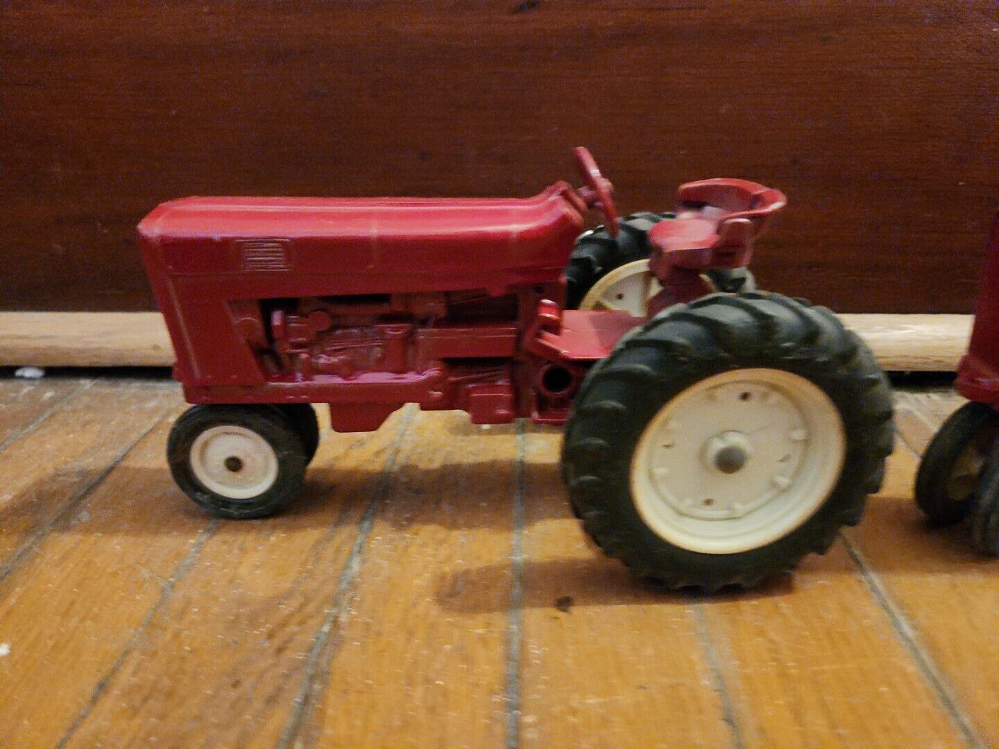 Two Vintage Metal Farm Tractor Toy Die Cast Ertl Co International Harvester Red