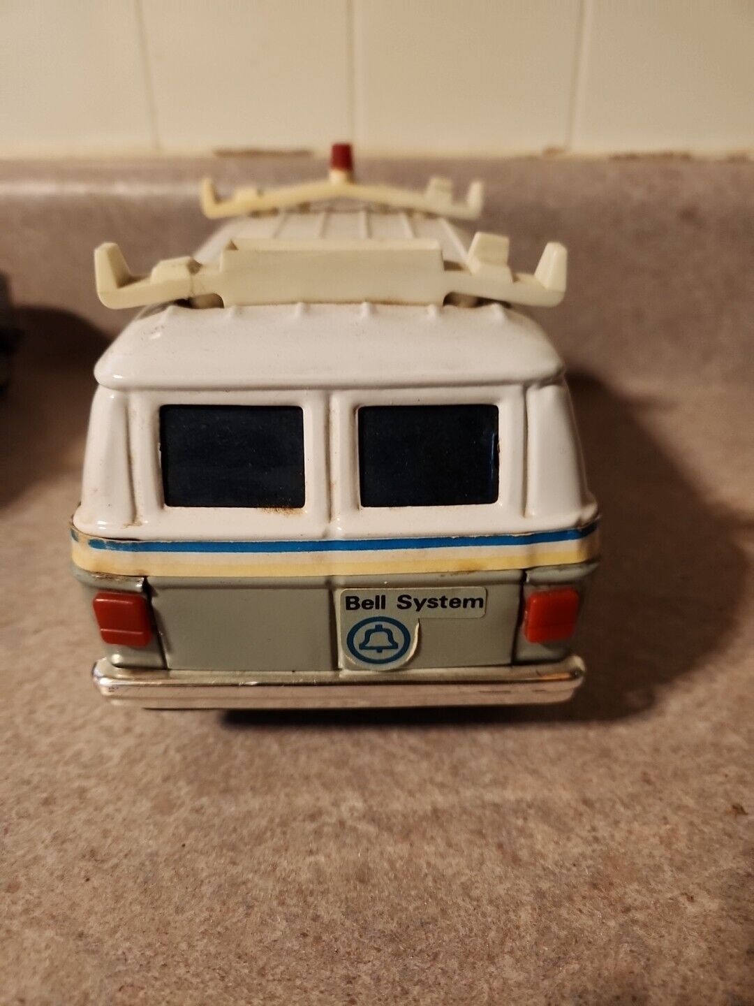 Lot Of Two Vintage ERTL GTE Delivery Van Dodge Van Coin Collectible Bank Toy 