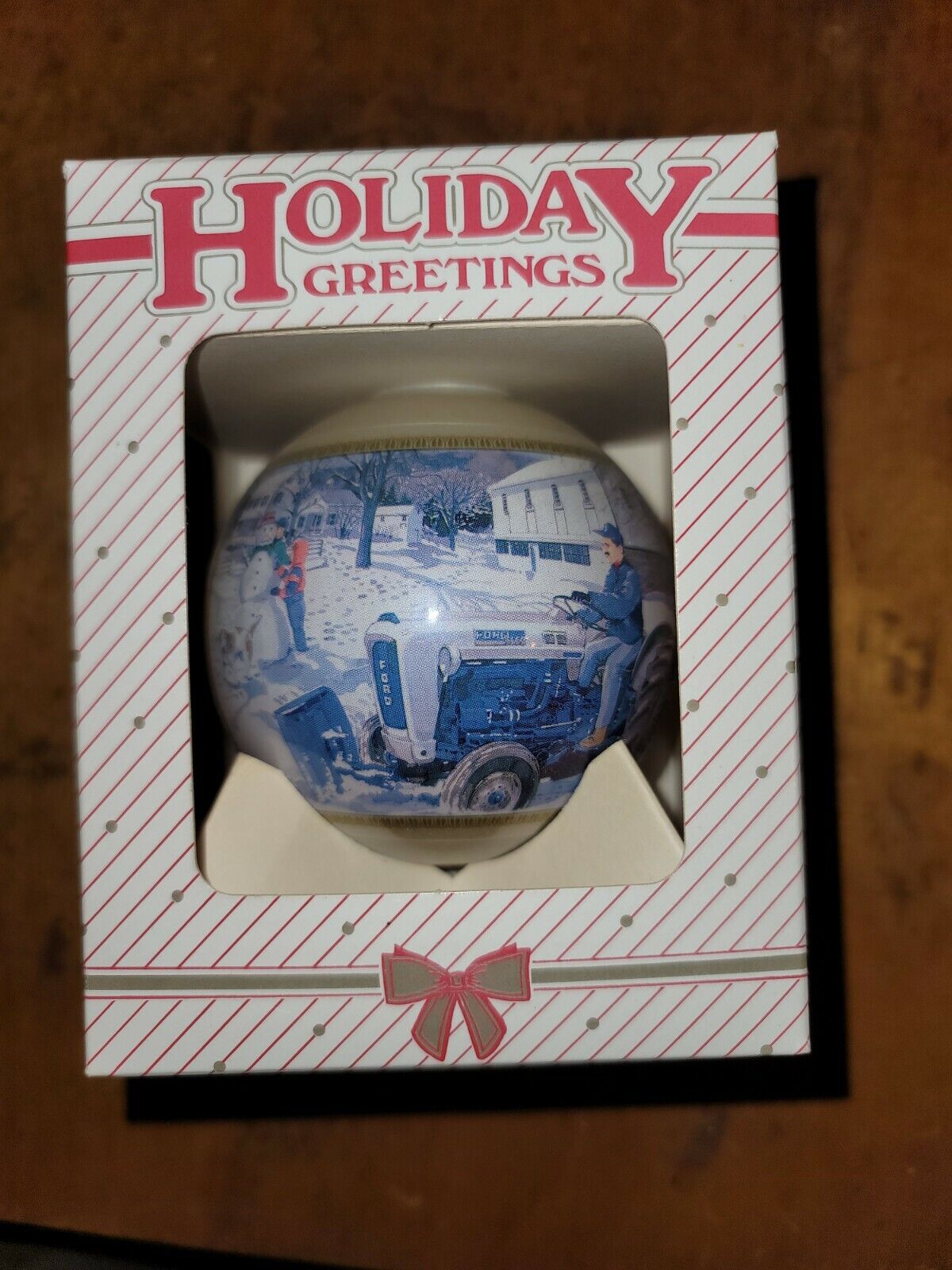 VINTAGE New Holiday Greetings 1996 New Holland Christmas Ornaments Unlimited