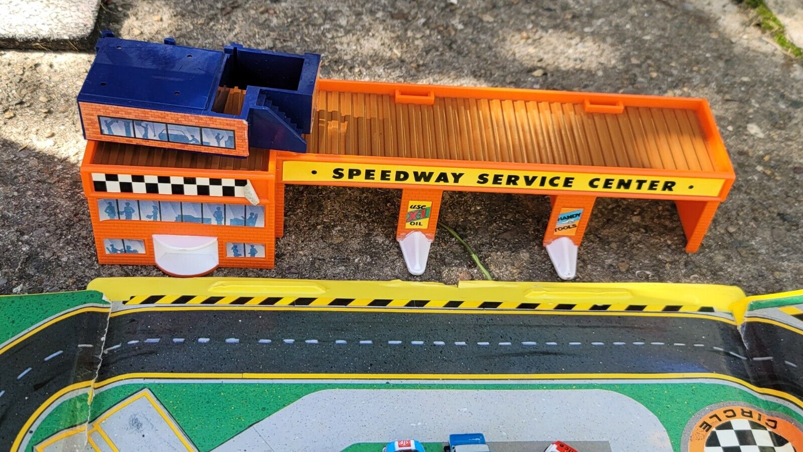 Vintage MICRO MACHINES Galoob Playset Speedway Service 6 Vehicles 1 Motorcycle 