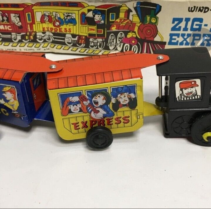 Vintage Wind Up Toy Train Tin Metal Lithographed  Wind up Mechanical Box Korea 