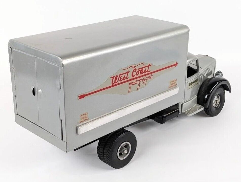 Vintage Restored Smith Miller West Coast Delivery Freight TruckCollectors 