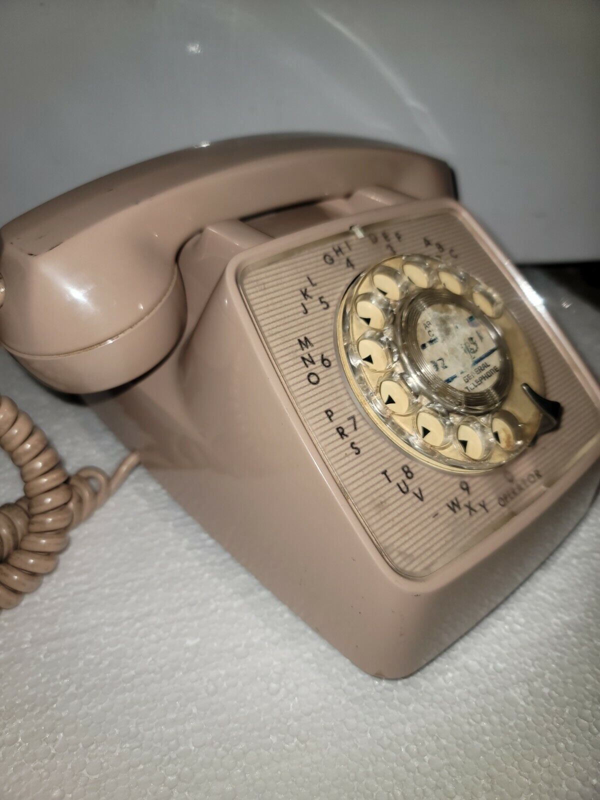 Vintage GTE Automatic Electric Model 80 Rotary Telephone Beige Tan Phone 1975