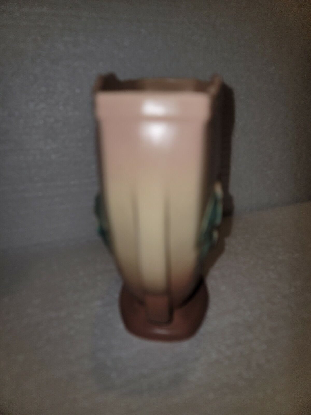 Vintage Hull Pottery Woodland Vase LG 6 1/2" Pink Waterlily 