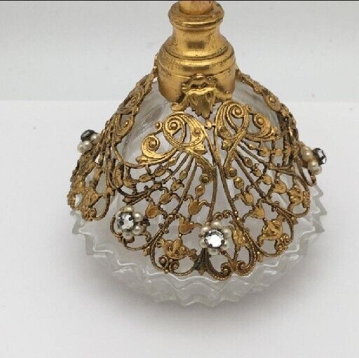 VINTAGE LADIES PERFUME BOTTLE METAL AND CUT GLASS EMPTY DIPPER REFILLABLE