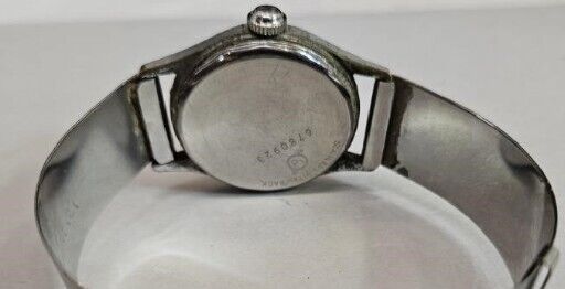 Winton Non Magnetic Antique Swiss Watch Complete 1940's  Working 