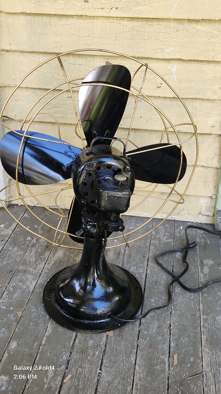 VINTAGE ROBBINS & MYERS FAN, TILT OSCILLATING BRASS CAGE 18" Tall