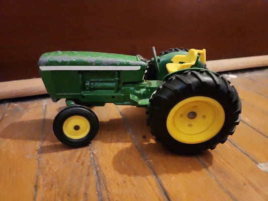 VINTAGE John Deere ERTL ESKA Tractor All Original 1/16 1950-60 Era