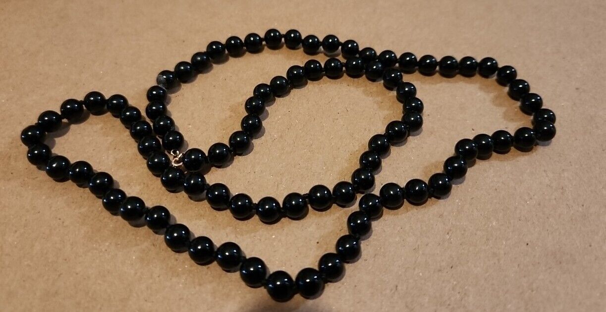 Vintage Black Onyx & 14kt Gold Clasp & Bead Necklace MCM Elegant Classy