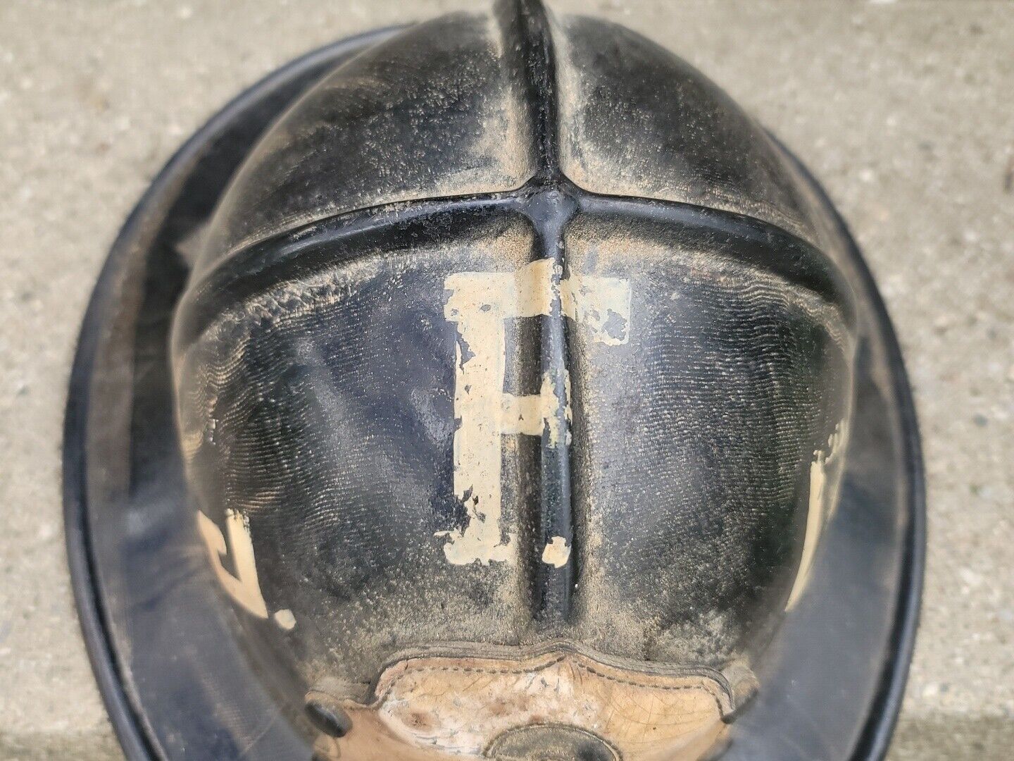 VINTAGE Leather FIRE DEPARTMENT SHIELD HELMET FIREMAN FD DEPARTMENT