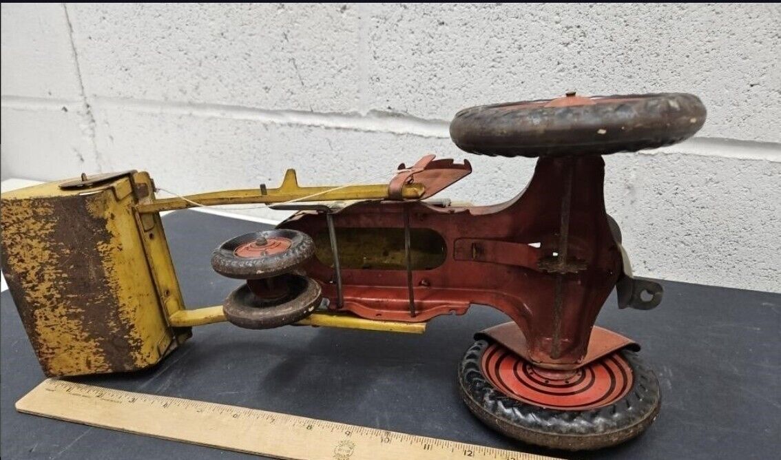 Large Vintage Marx Pressed Steel Farm Tractor With Front Loader 16" Played With 