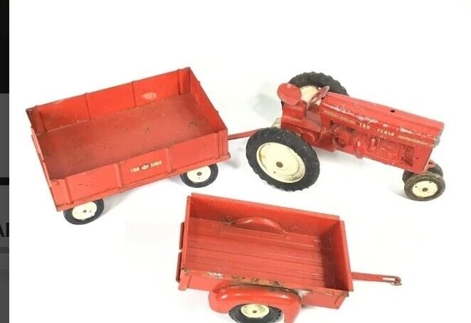 Vintage Red Tru-Scale TRACTOR & 2 Wheel Tractor Trailer & 4 Wheel Grain Trailer 