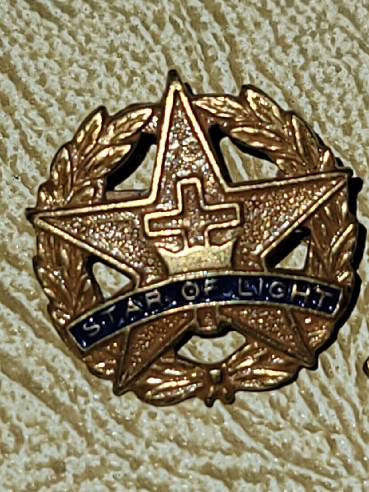 Lot of 4 Star of Light First Year VINTAGE Collectible Enameled Lapel Pin badge