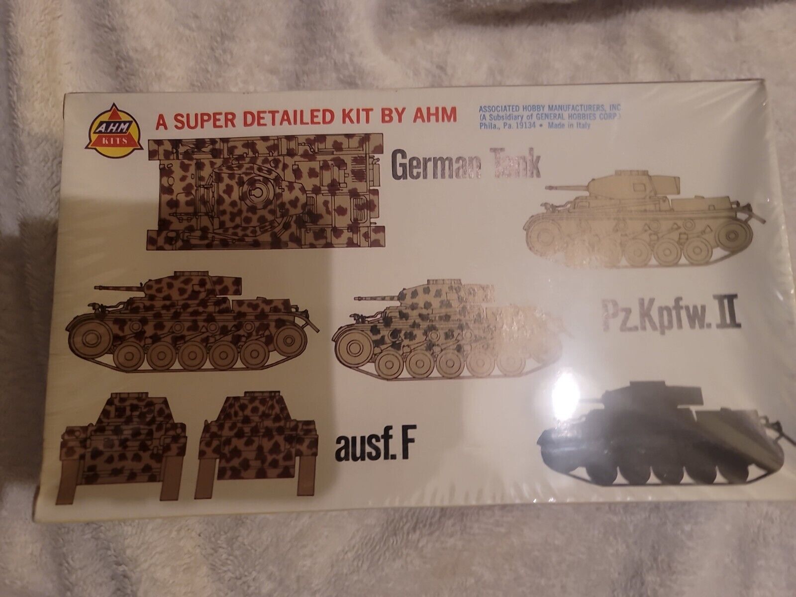 Vtg AHM German Tank Pz.Kpfw.III  Ausf. M1/72 Model Kit 1974 Armor FACTORY SEALED