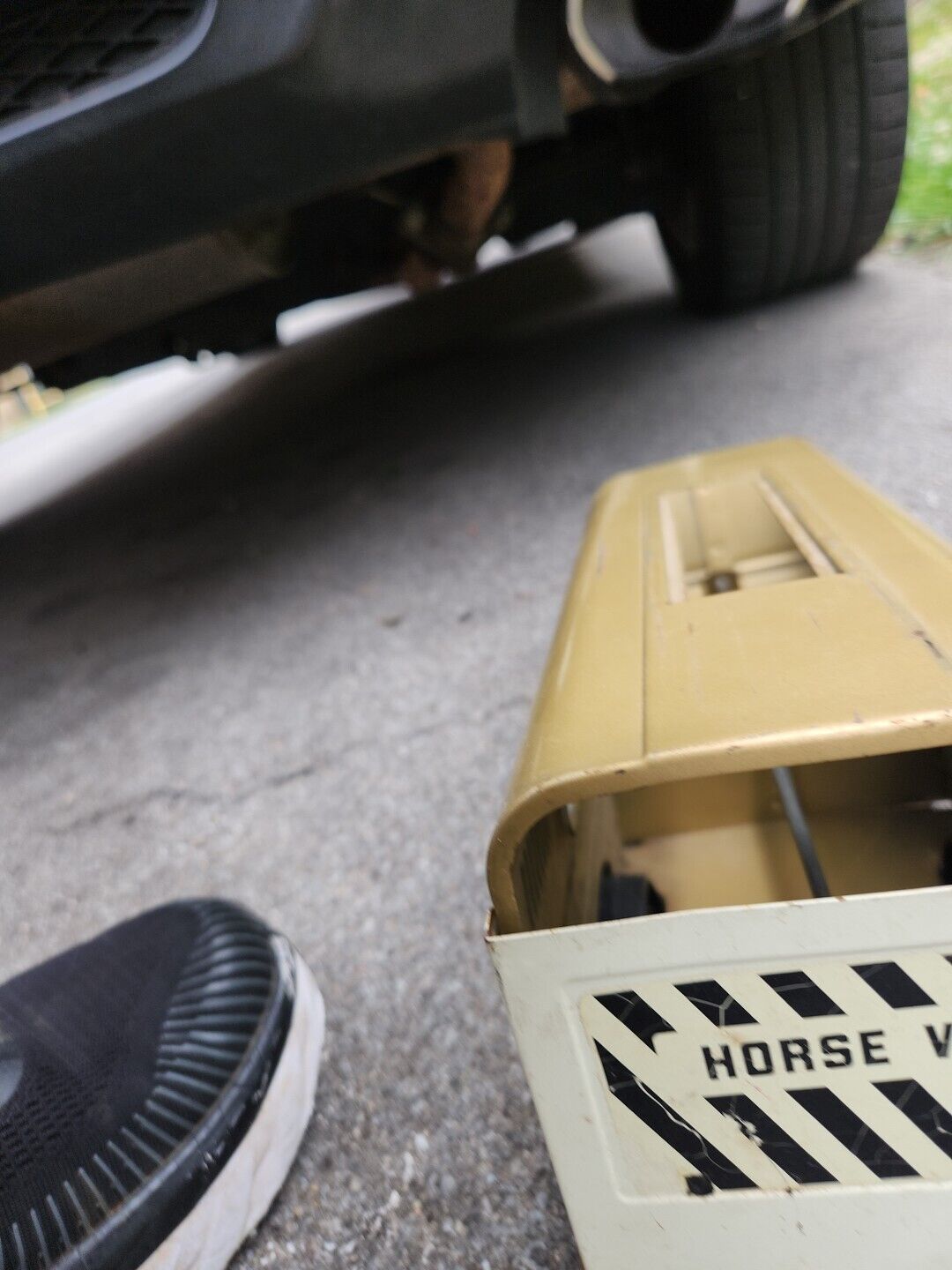 VINTAGE Gold Vista Dome Horse Van and Trailer STRUCTO Pressed Steel