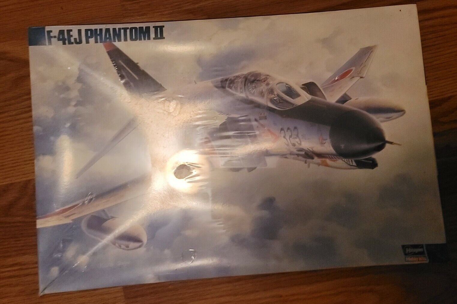 Sealed F-4EJ Phantom II by Hasegawa in 1/72 scale from 1990 04107